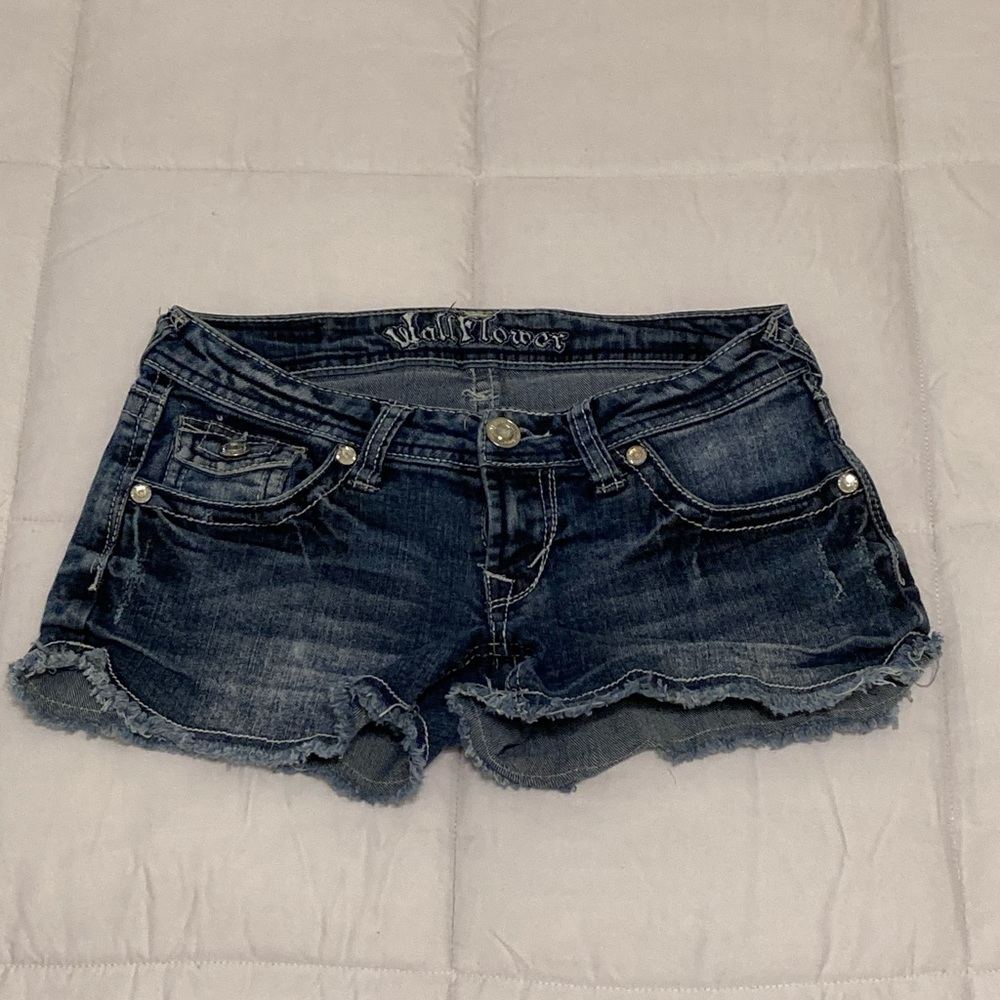 Women’s short jean shorts